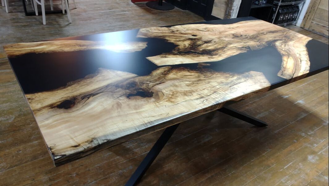 Custom wood table tops, custom wood tables, reclaimed wood table, epoxy resin table, barn board table, barn wood table, reclaimed dining table, dining tables toronto, custom dining tables toronto, Custom Furniture Kitchener, St Jacobs Furniture, Custom Tables Kitchener